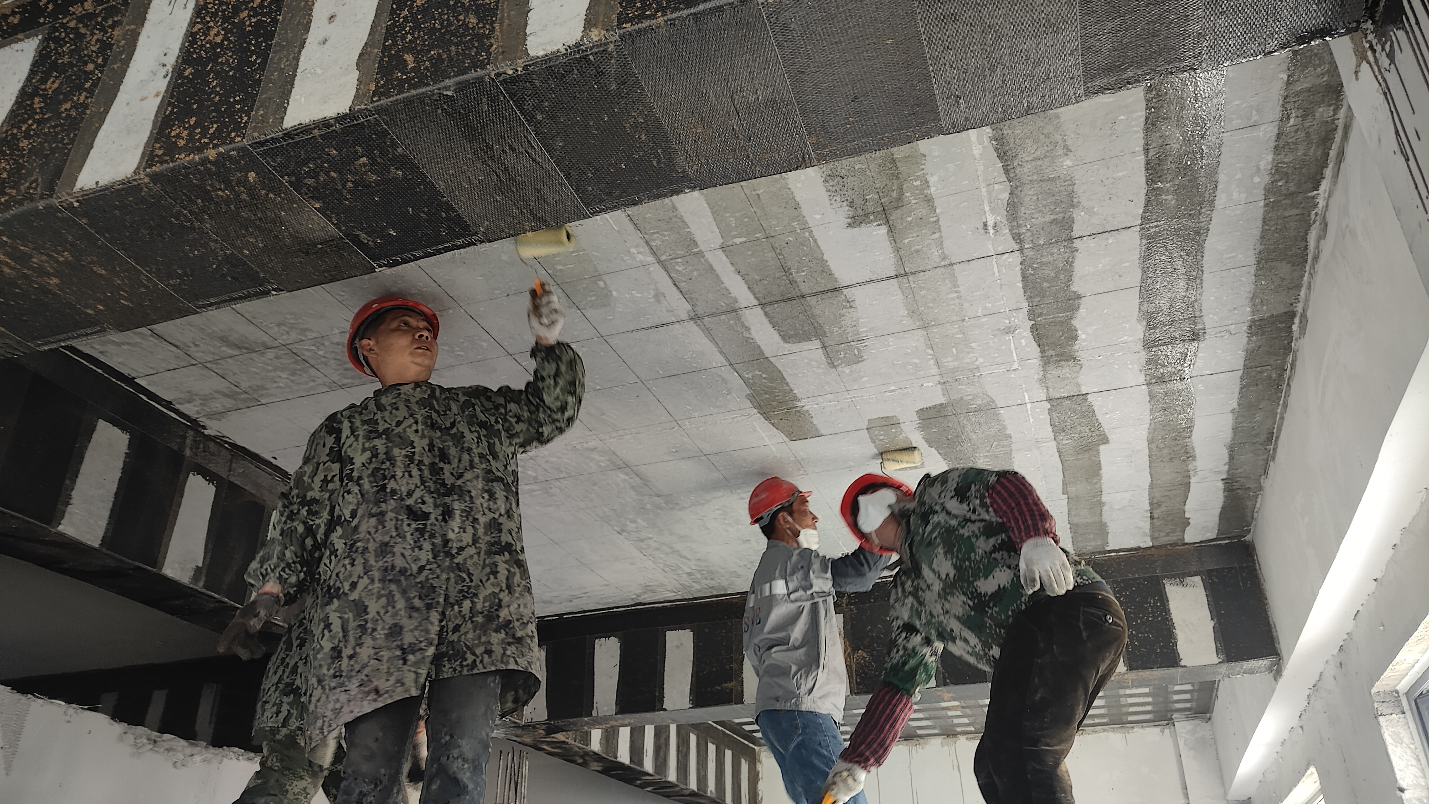 碳(tàn)纖維加固